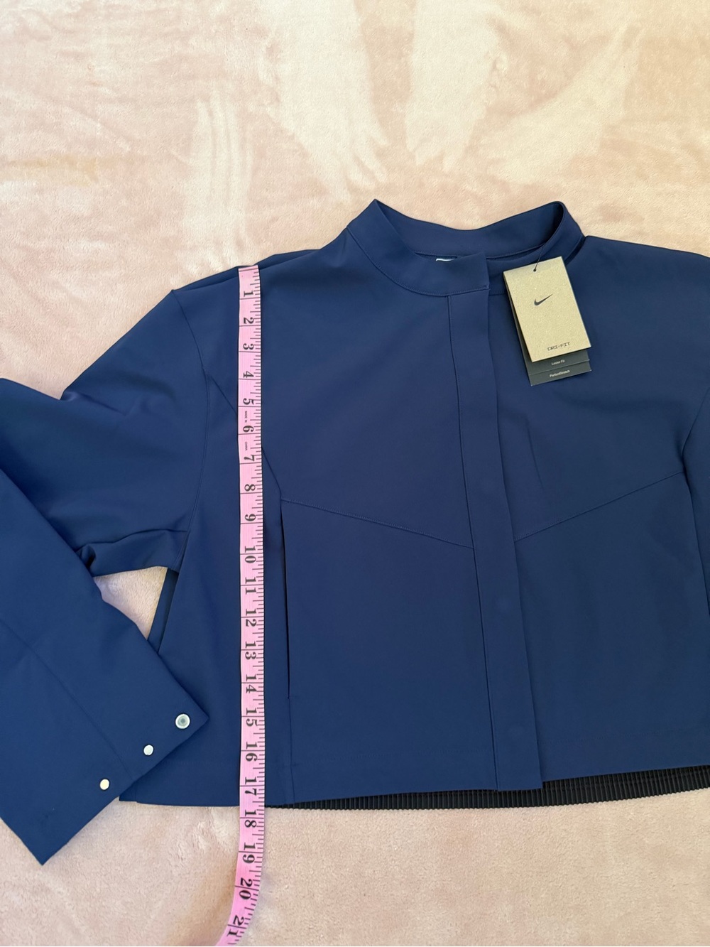 Nike 24.7 PerfectStretch
Women's Dri-FIT Loose-Fit Cropped Jacket M - Picture 9 of 14